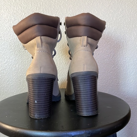 Parker and sky lace up boot heels - Picture 4 of 6